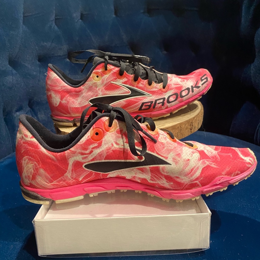 Brooks Mach 15 Track XC Shoes Pink Black White
